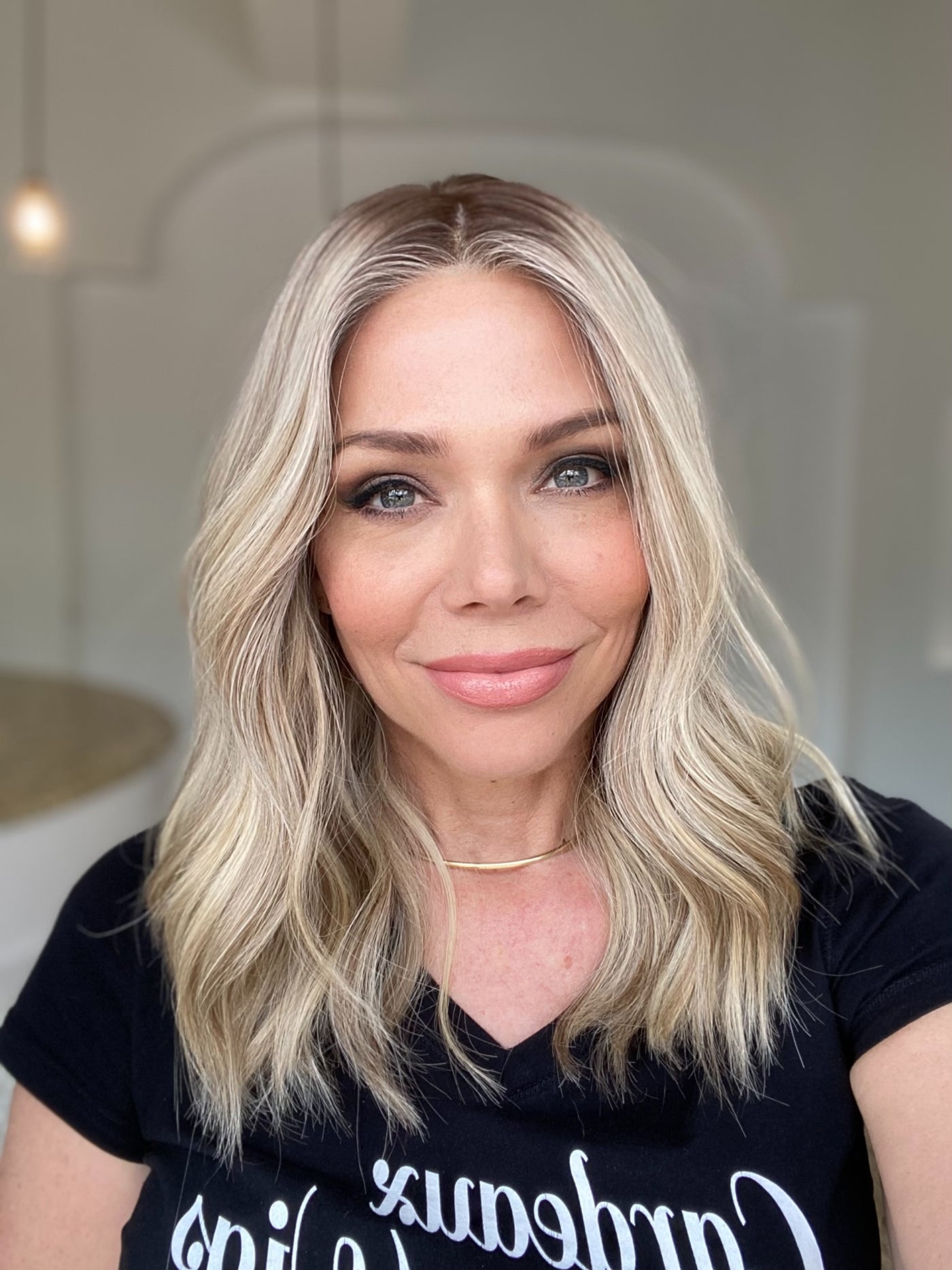 STOCK # JST-325.10  GARDEAUX DELUXE SILK TOP LACE FRONT WIG (MEDIUM CAP)