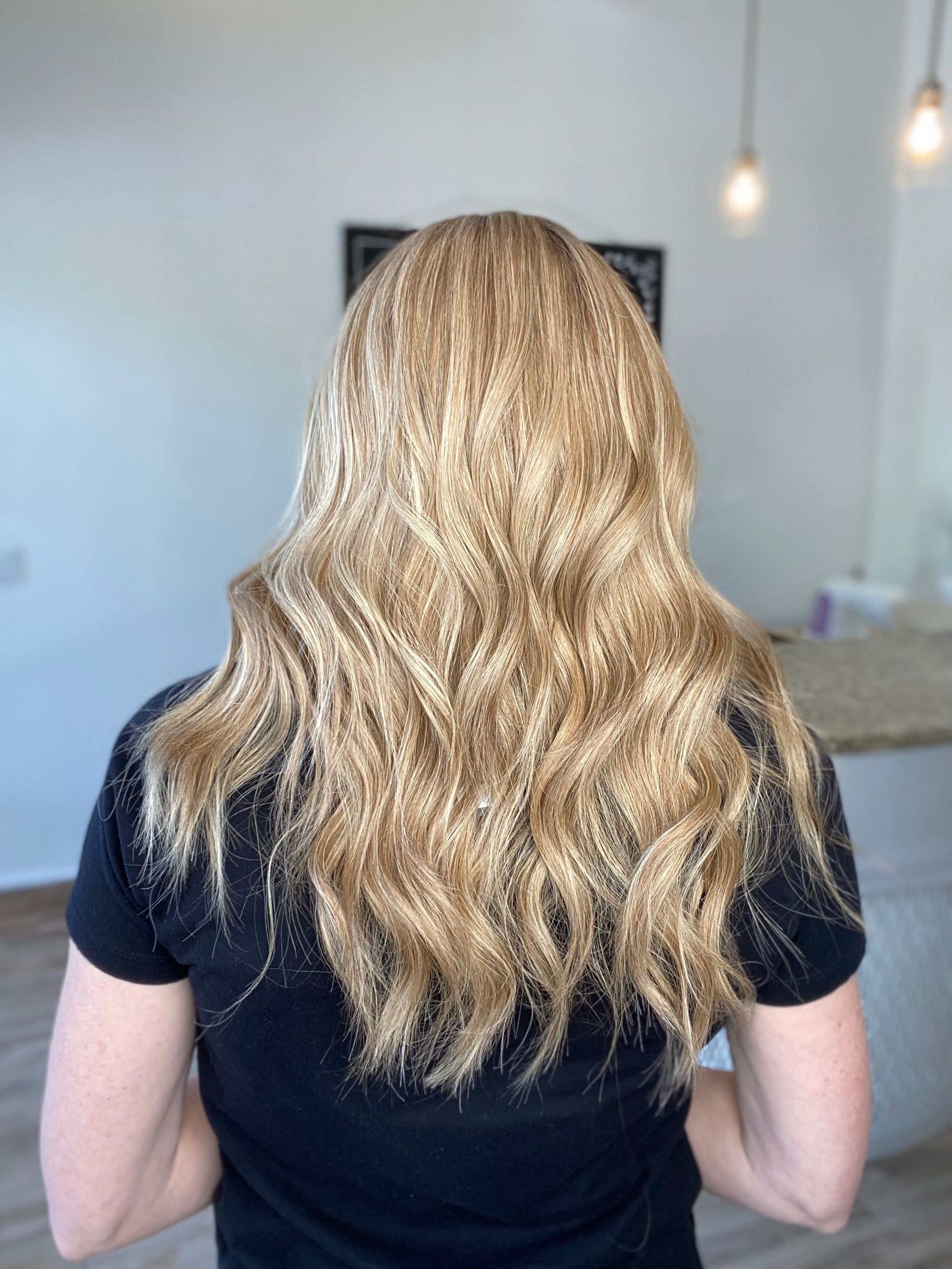 STOCK #JS322  GARDEAUX DELUXE HAND TIED, SILICONE LINED WIG (SMALL CAP)