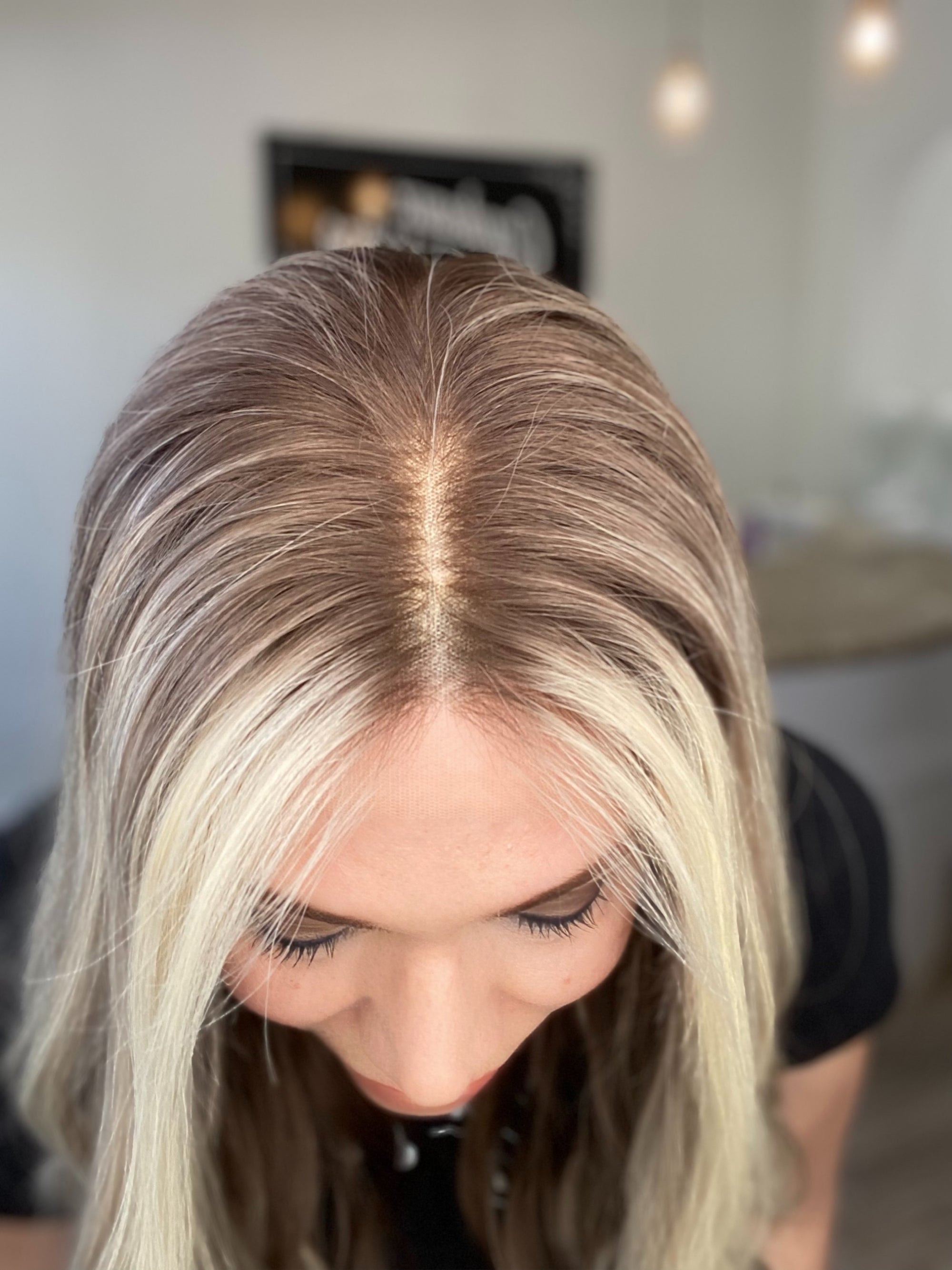 # 7850 GARDEAUX DELUXE LACE TOP WIG (MEDIUM CAP)