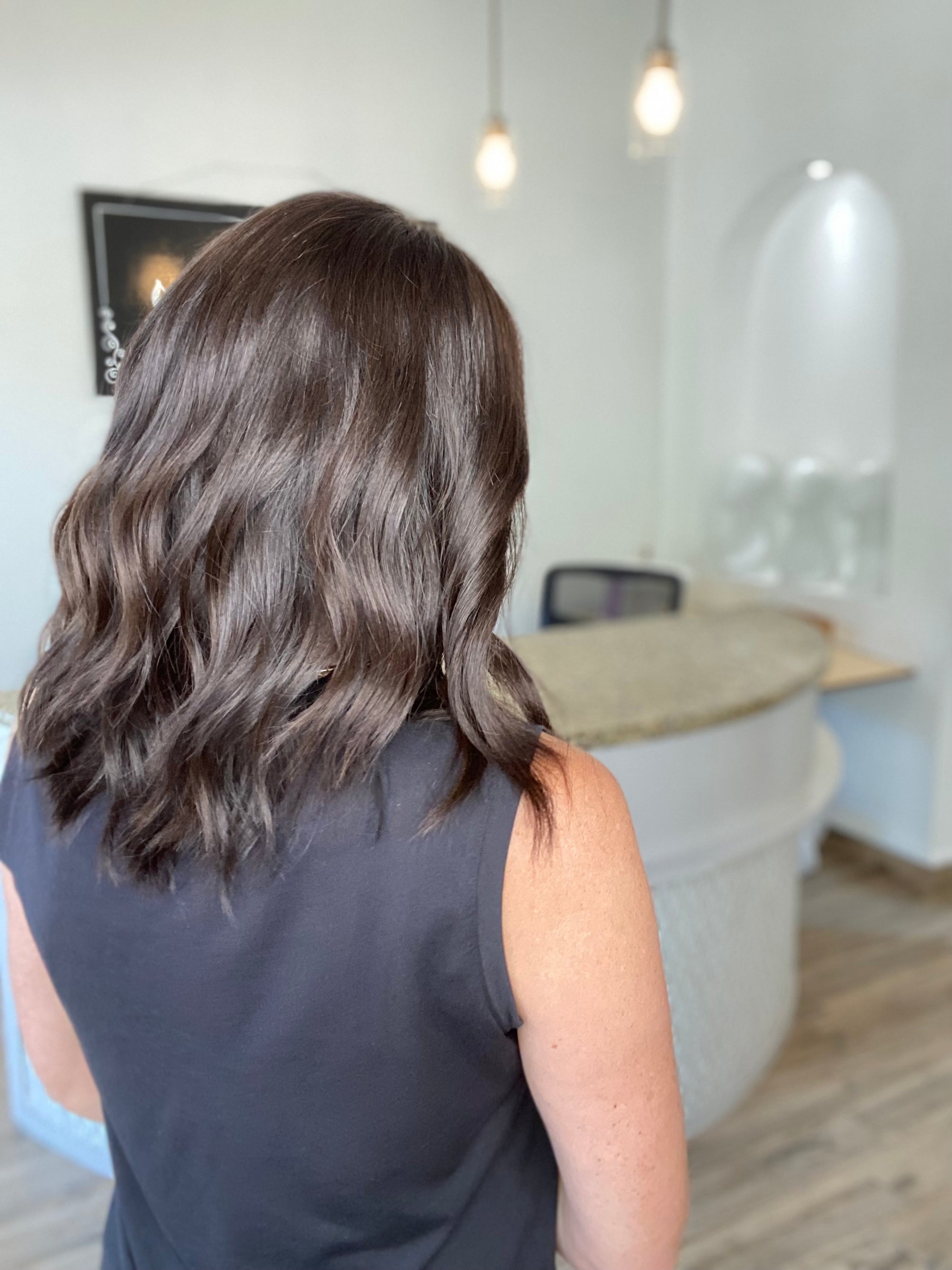 STOCK # JL-021B  GARDEAUX DELUXE HAND TIED SILICONE LINED WIG (MEDIUM CAP)