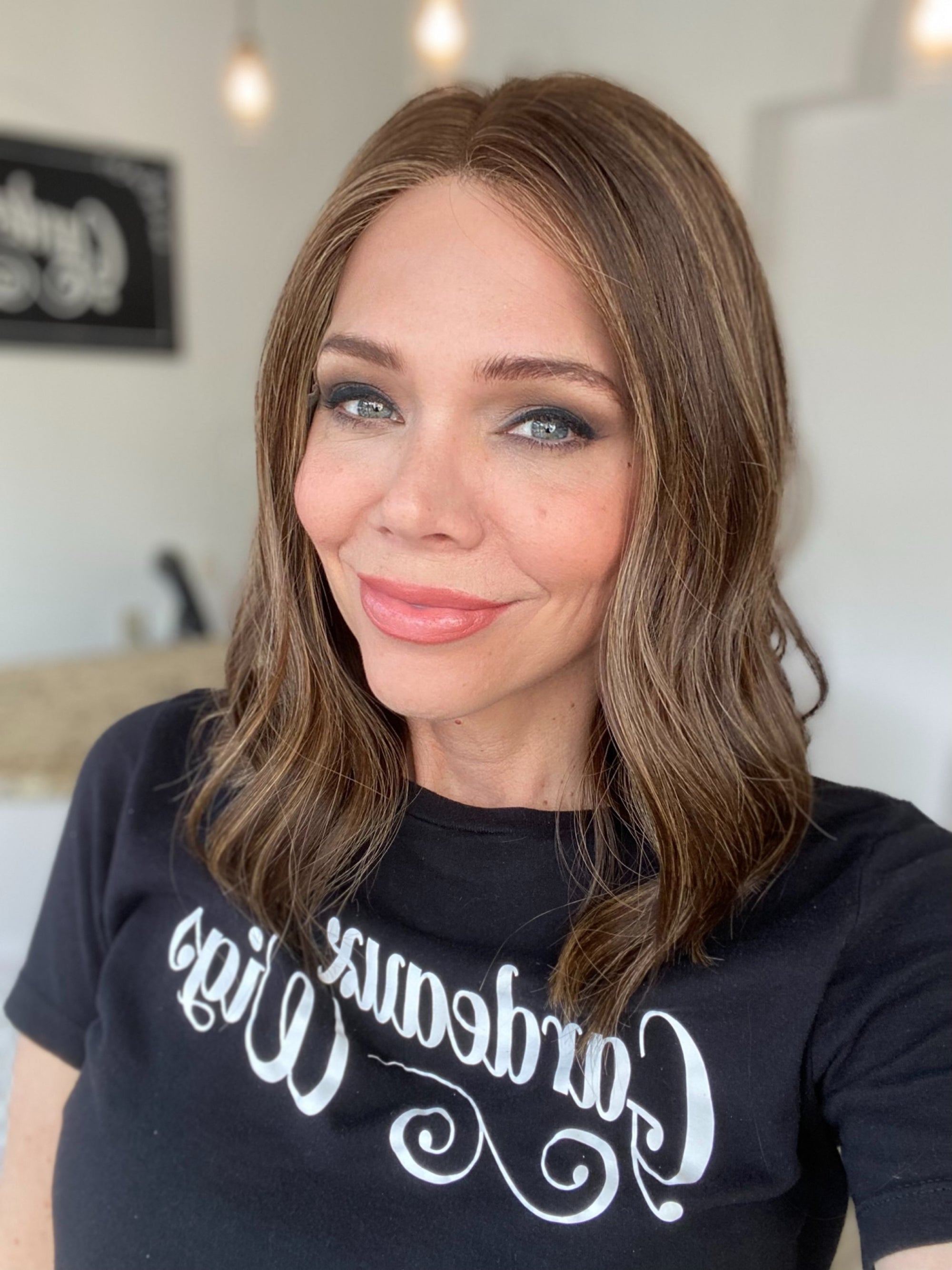 STOCK# BL612.8 GARDEAUX DELUXE LACE TOP WIG (MEDIUM CAP)