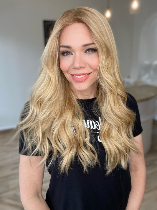STOCK # JL-302.16  GARDEAUX DELUXE LACE TOP WIG (SMALL CAP)