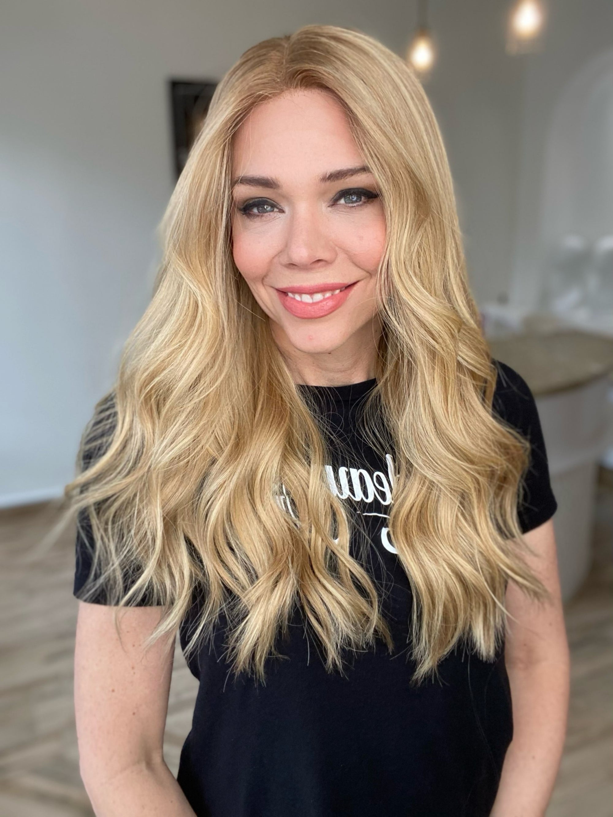 # 7712  GARDEAUX DELUXE LACE TOP WIG (MEDIUM CAP)