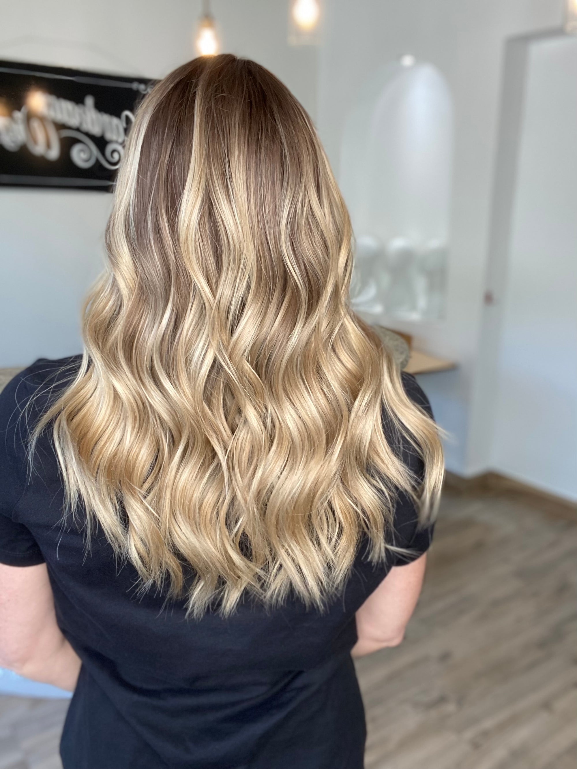 # 7920 GARDEAUX DELUXE LACE TOP WIG (SMALL CAP)