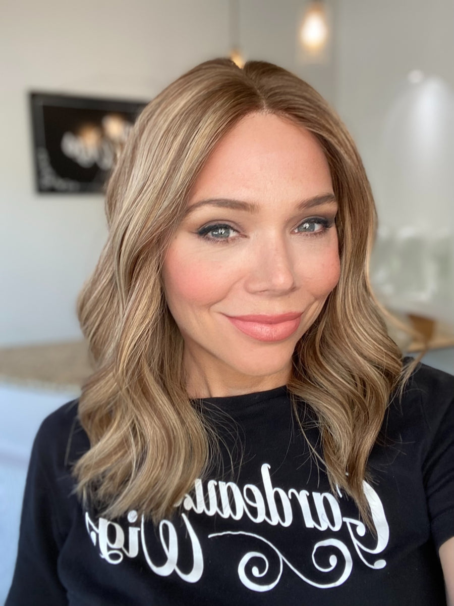 STOCK # JL-362.10 GARDEAUX DELUXE LACE TOP WIG (MEDIUM CAP)