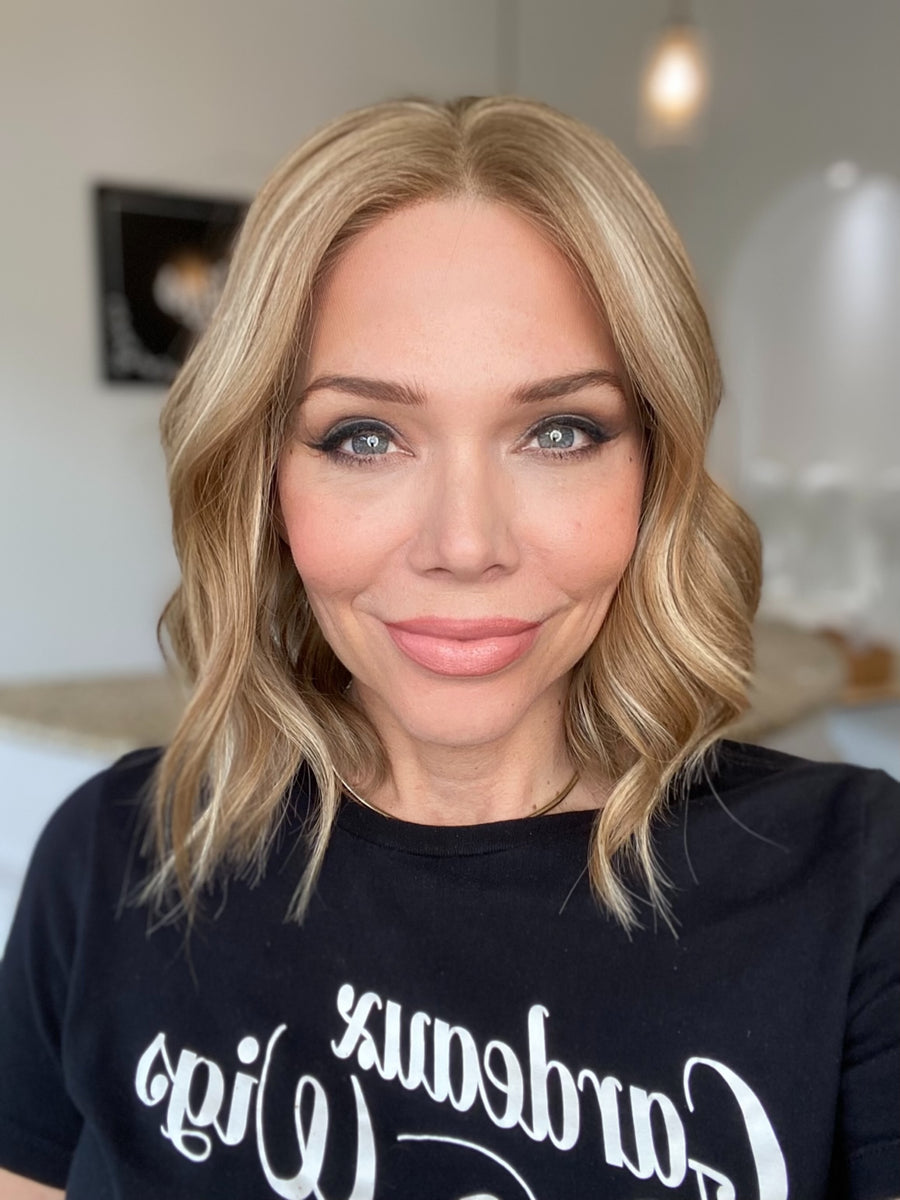 STOCK # LM414.6 GARDEAUX DELUXE DOUBLE LACE TOP SILICONE LINED WIG (MEDIUM CAP)