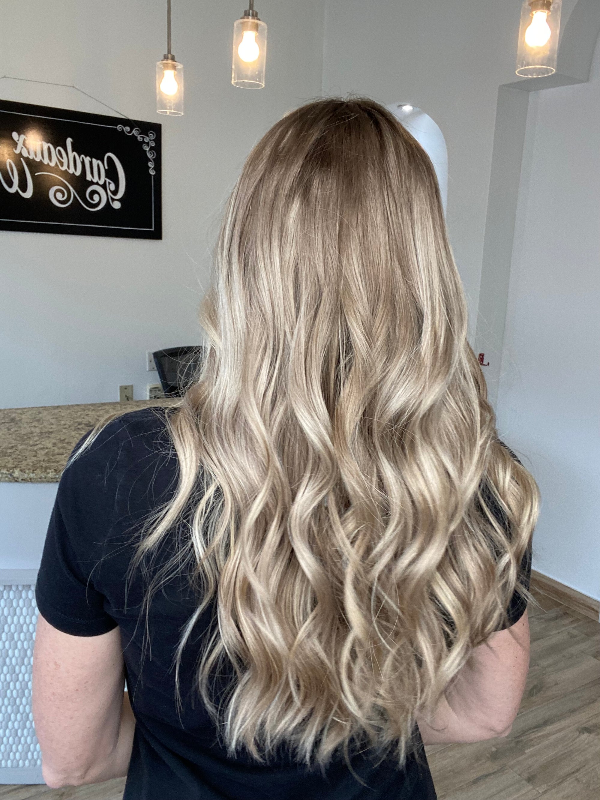 # 8619 GARDEAUX DELUXE LACE TOP WIG (MEDIUM CAP)