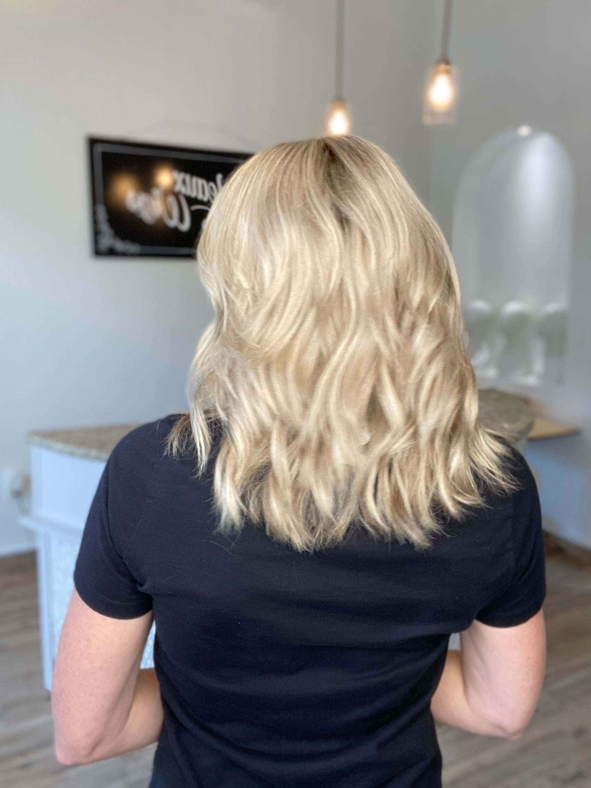 # 7886 GARDEAUX DELUXE MONO TOP WIG (SMALL CAP)