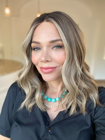# 8462 GARDEAUX DELUXE LACE TOP WIG (SMALL CAP)
