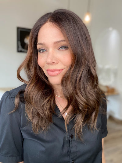 # 8297 GARDEAUX DELUXE LACE TOP WIG  (MEDIUM CAP)