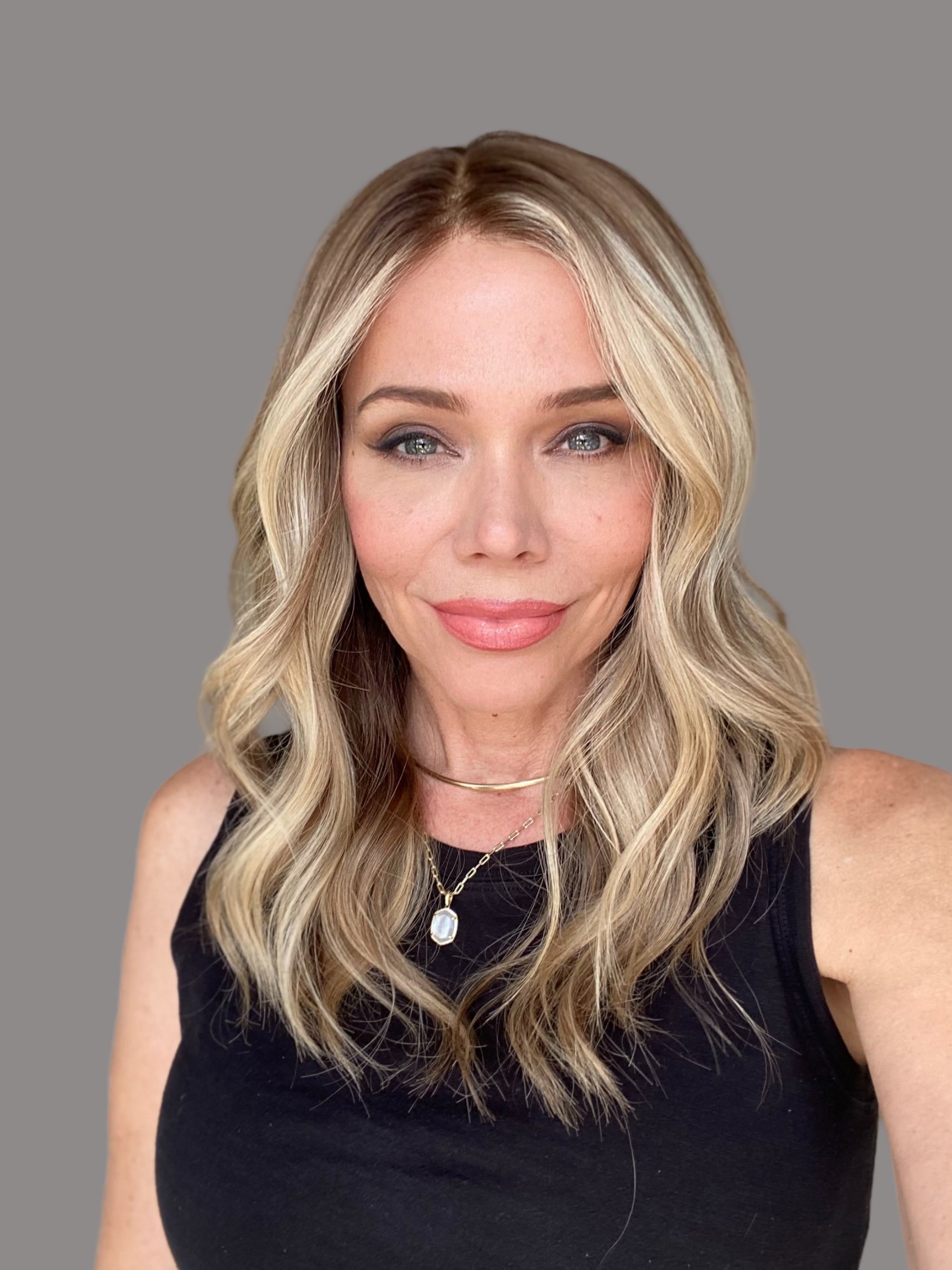 # G-8513 GARDEAUX DELUXE HAND TIED MONO TOP WIG (MEDIUM CAP)