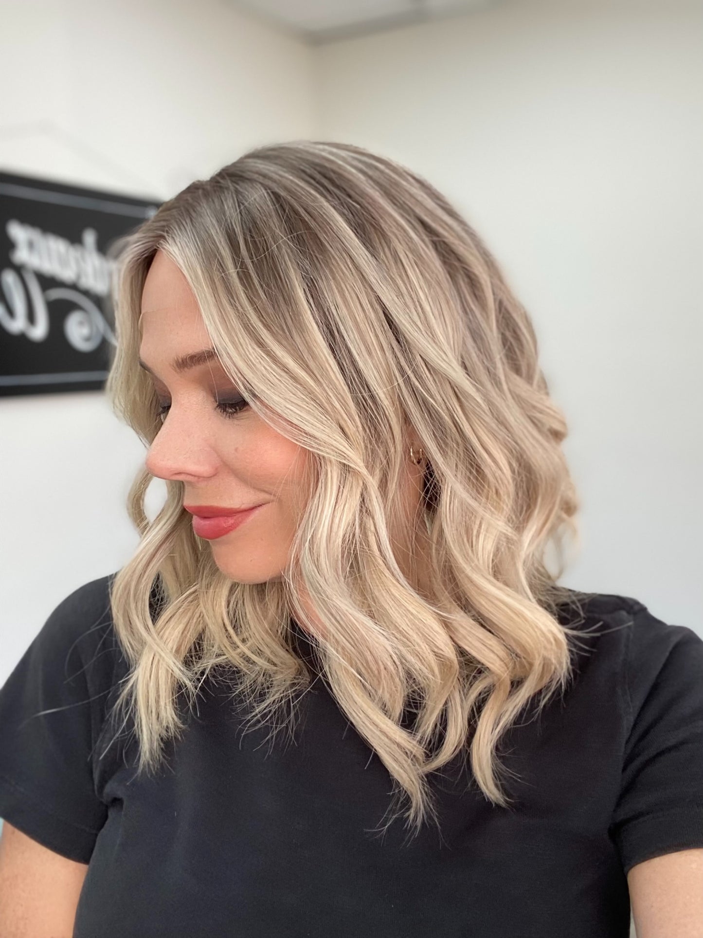 # 8735 GARDEAUX DELUXE HAND TIED MONO TOP WIG (MEDIUM CAP)
