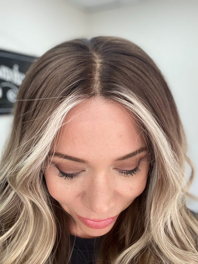 # 8722 GARDEAUX DELUXE HAND TIED MONO TOP WIG (MEDIUM CAP)