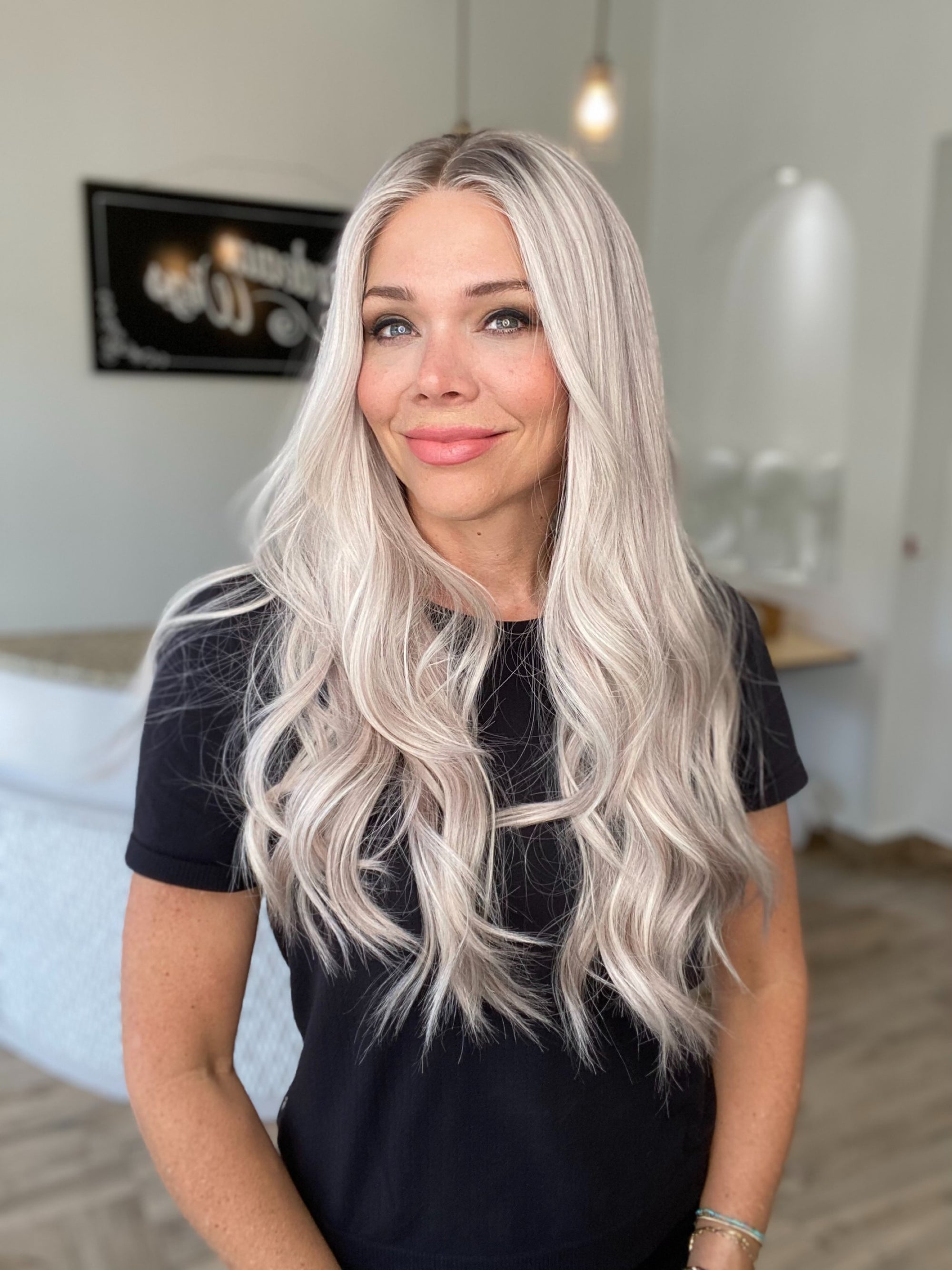 STOCK # BL625.18 GARDEAUX DELUXE DOUBLE LACE TOP WIG