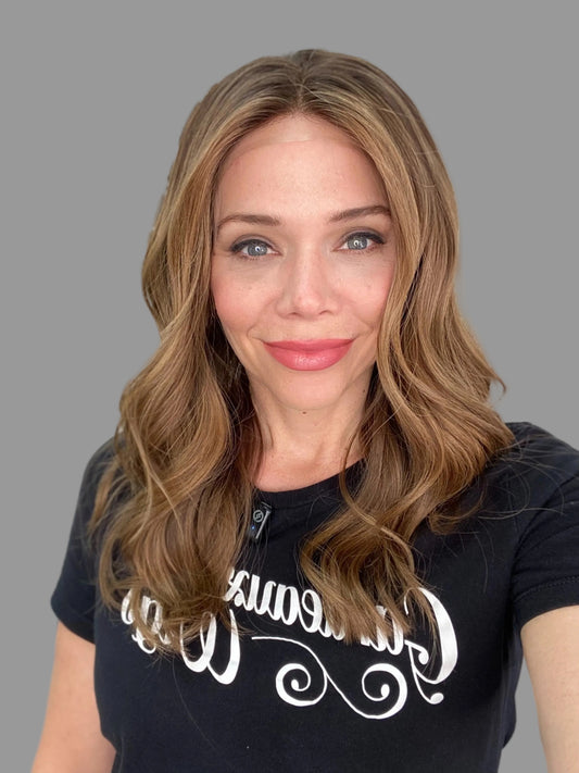 # 8711 GARDEAUX DELUXE HAND TIED, SILICONE LINED GRIPPER WIG (MEDIUM CAP)