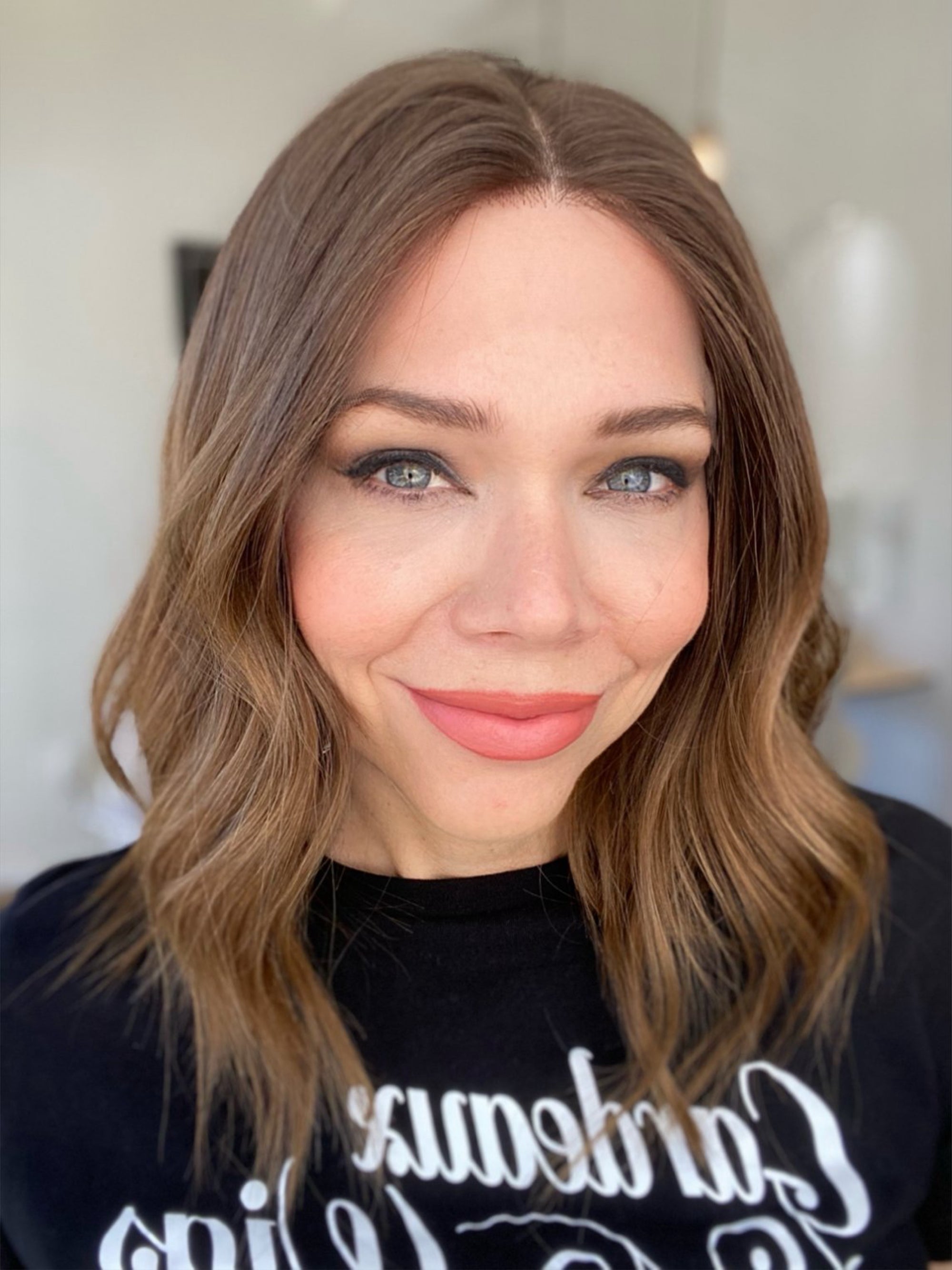 STOCK  # BL601.8 GARDEAUX DELUXE LACE TOP WIG *FINAL SALE