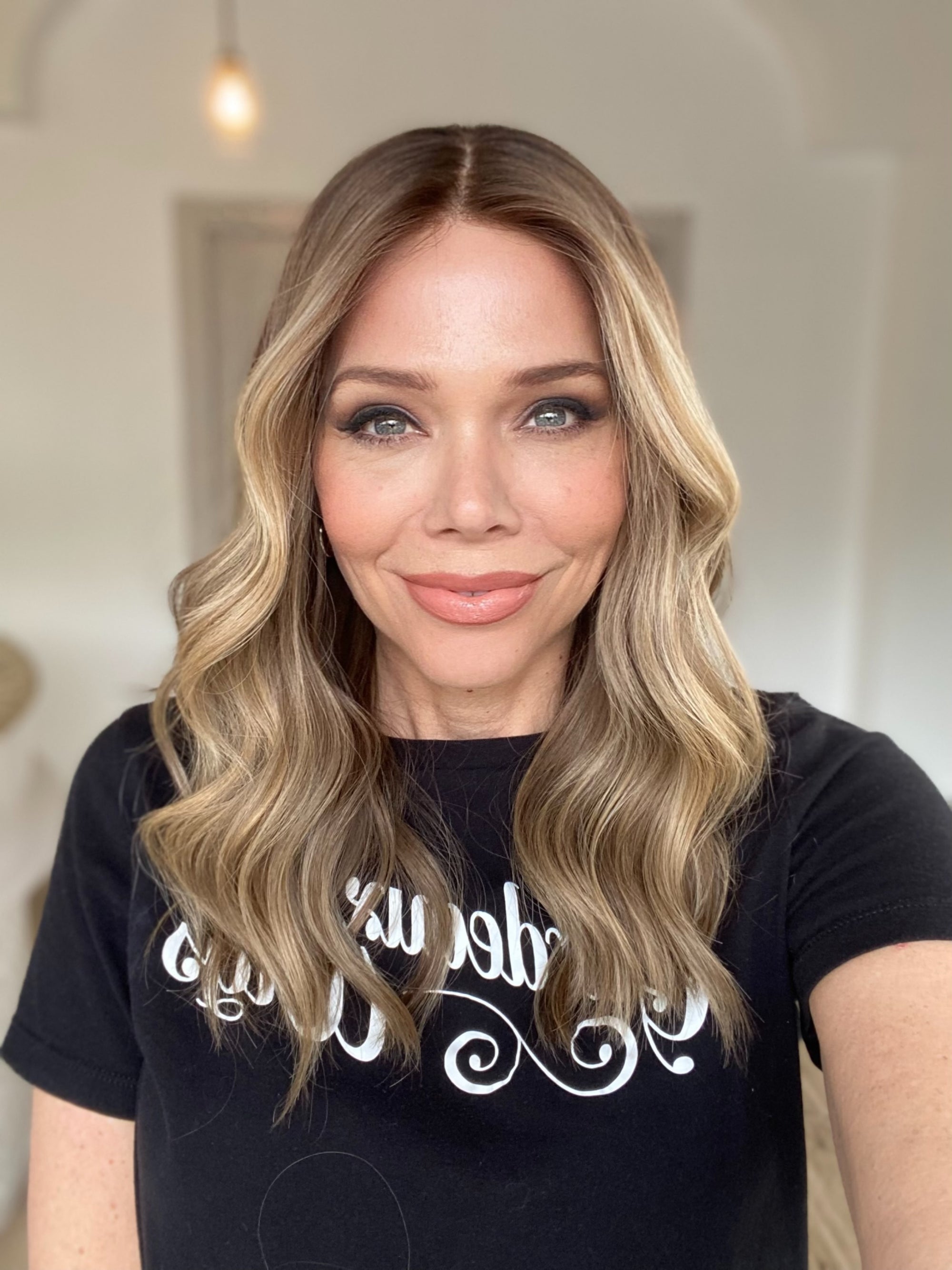 # G8281 GARDEAUX DELUXE SILK TOP LACE FRONT WIG (MEDIUM CAP)