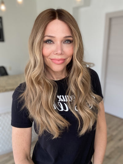 # 8185 DELUXE HAND TIED MONO TOP WIG (MEDIUM CAP)