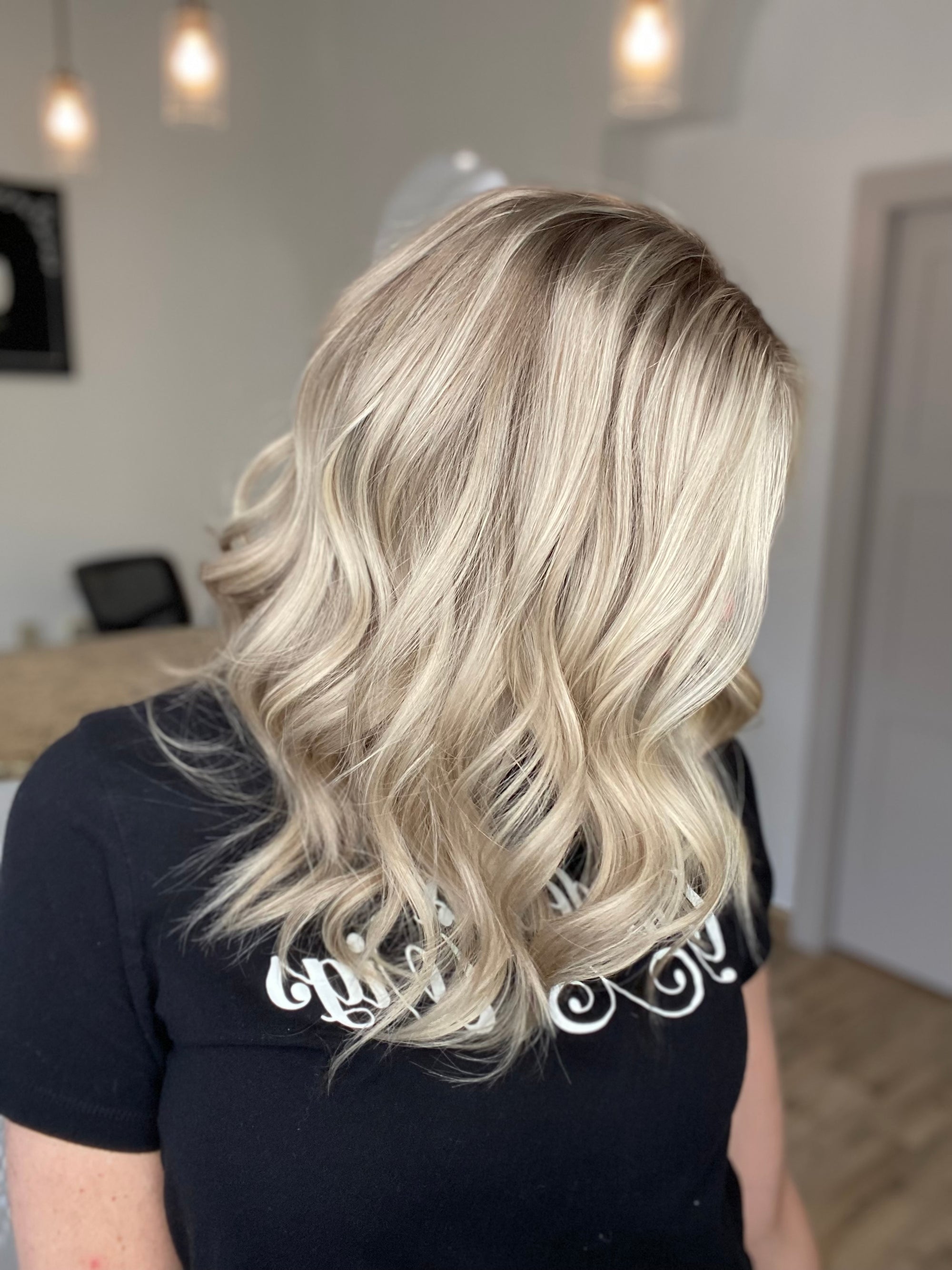 # 8628 GARDEAUX DELUXE HAND TIED MONO TOP WIG (MEDIUM CAP)