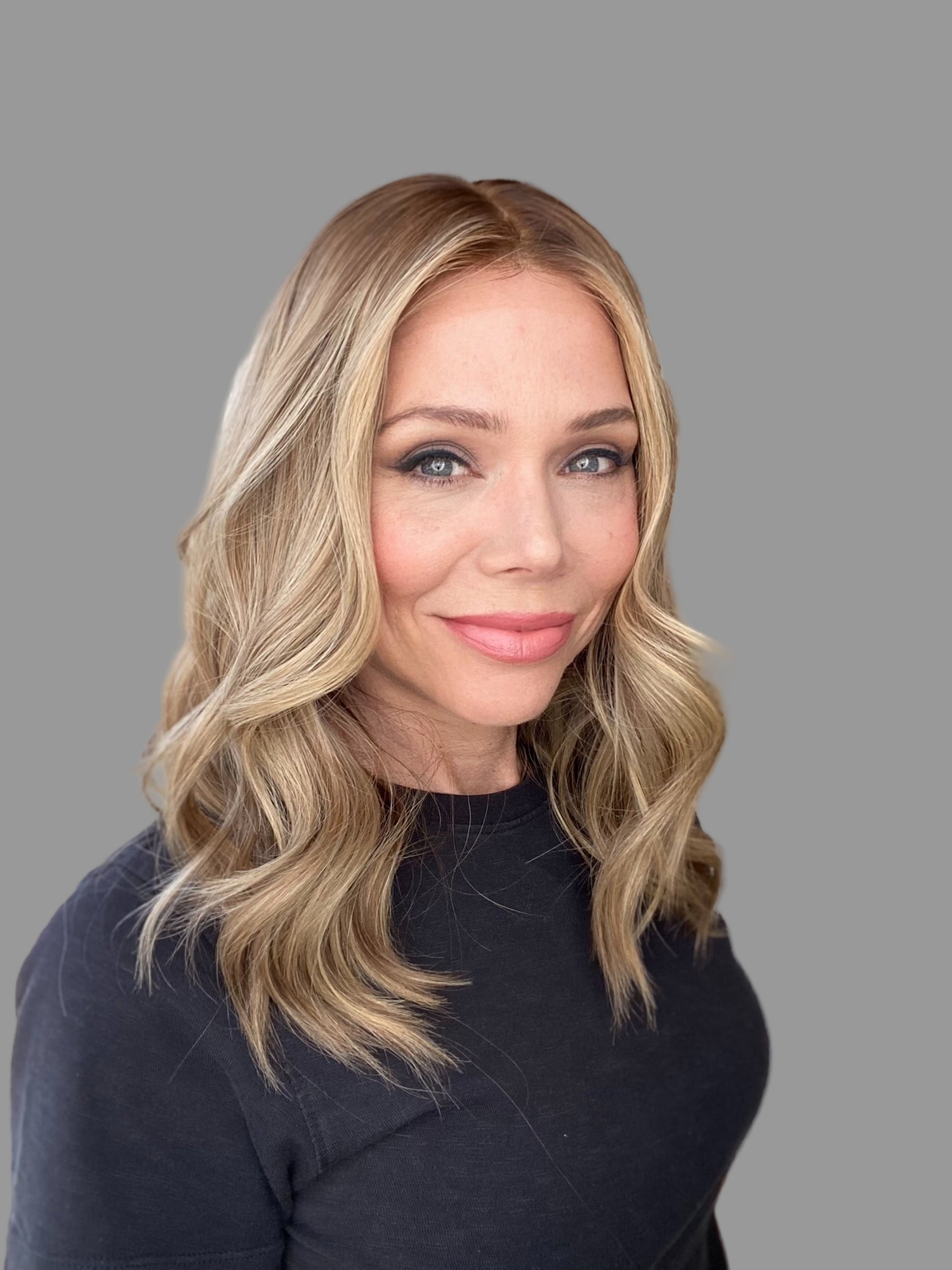 # 8600 GARDEAUX DELUXE SILK TOP LACE FRONT WIG (SMALL CAP)