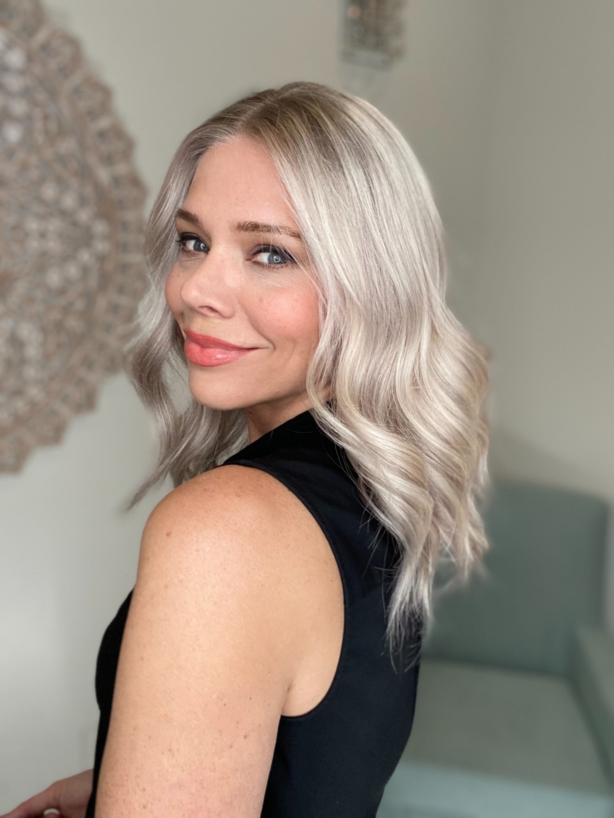 STOCK # BL-625.10 GARDEAUX DELUXE DOUBLE LACE TOP WIG (MEDIUM CAP)