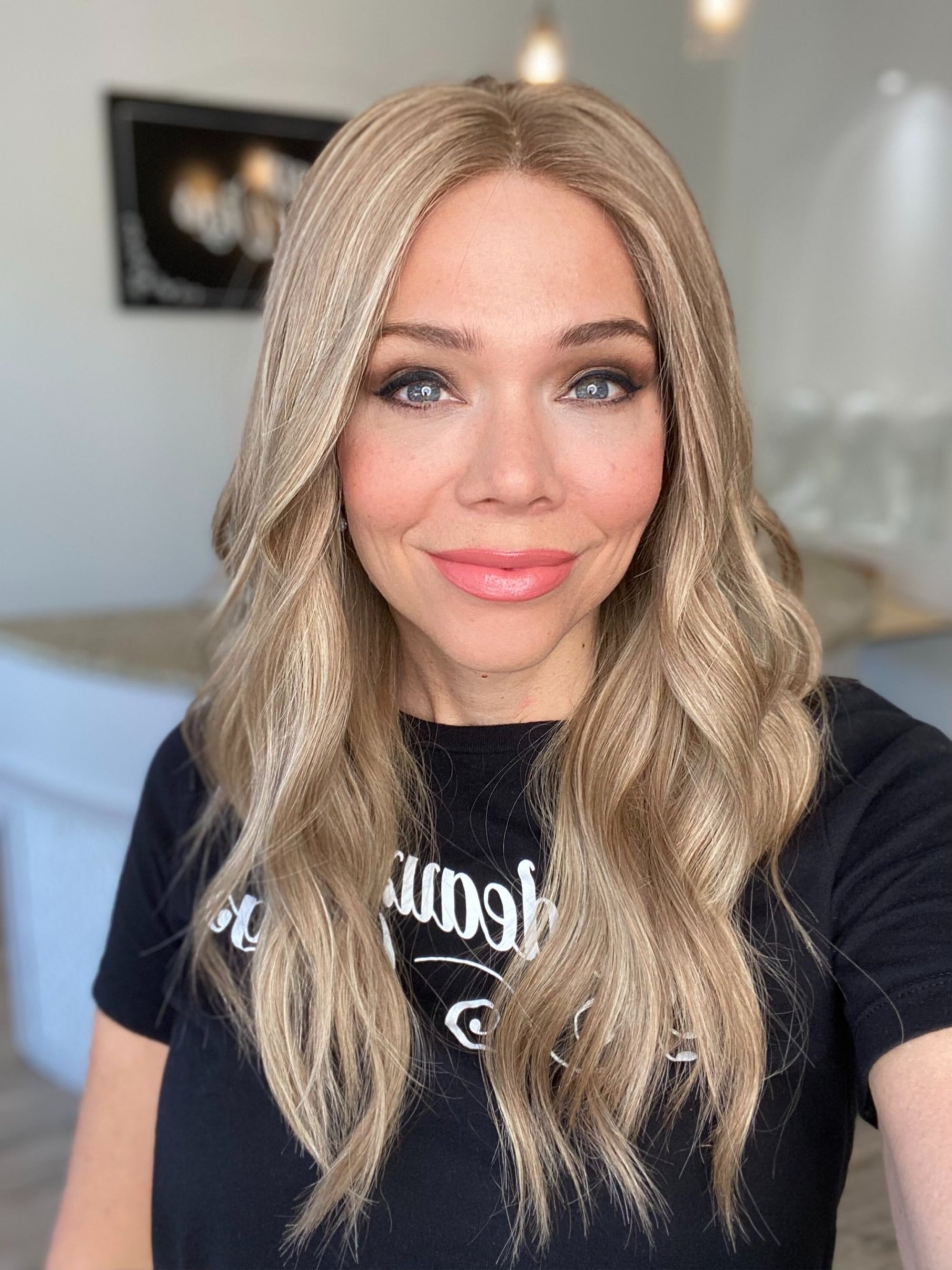 STOCK #JL-031(322)  GARDEAUX DELUXE HAND TIED DOUBLE MONO TOP WIG (MEDIUM CAP)