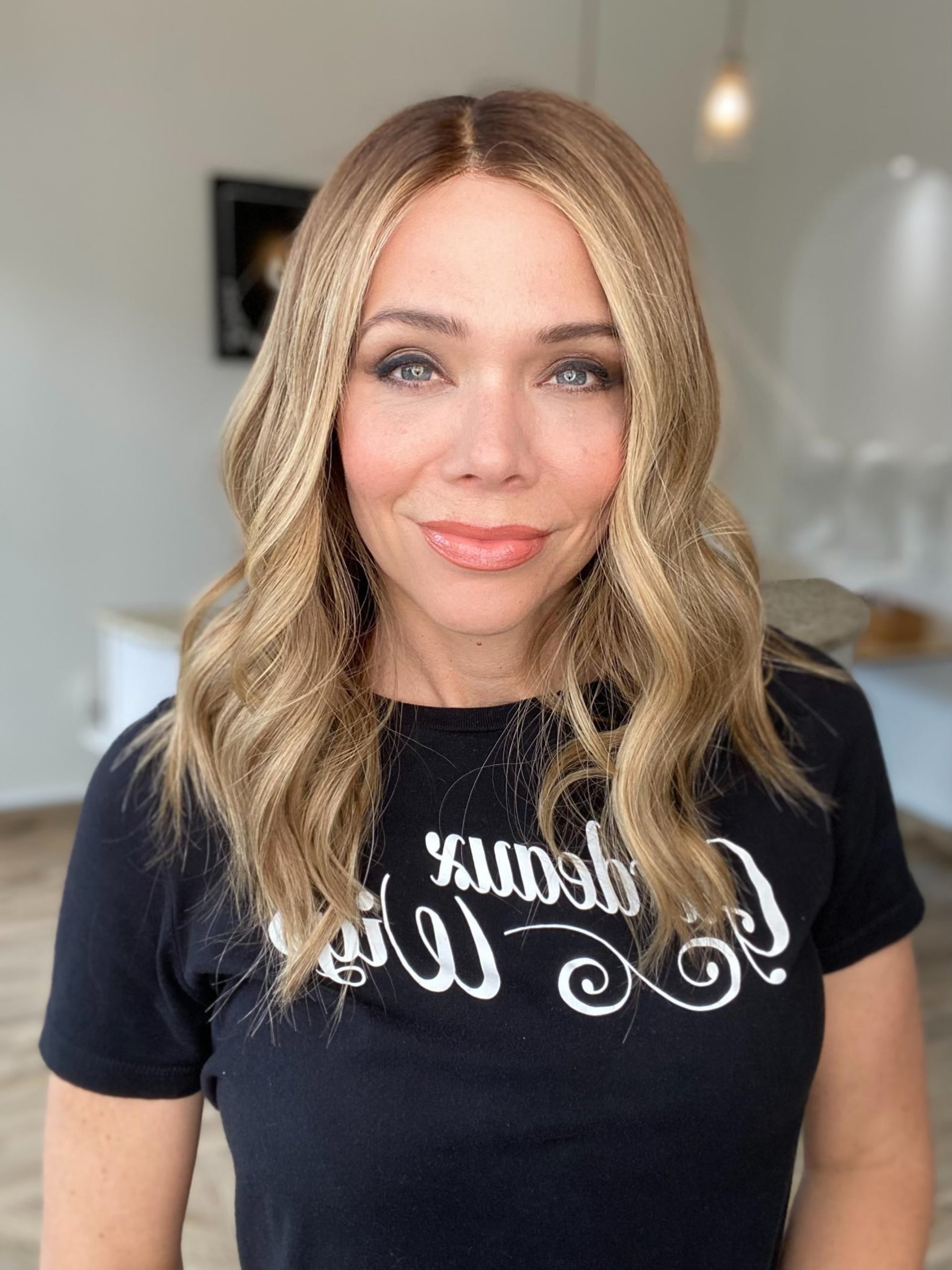 "SOPHIA" (11") DELUXE HAND TIED MONO TOP WIG (SMALL CAP)