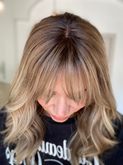 # 8459 GARDEAUX DELUXE HAND TIED MONO TOP WIG (MEDIUM CAP)