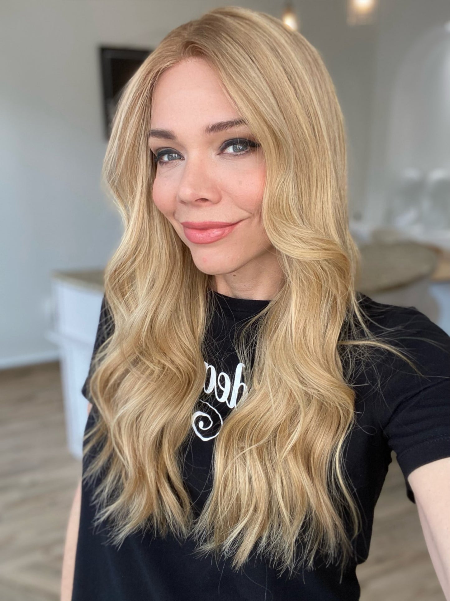 STOCK # JL-302.16  GARDEAUX DELUXE LACE TOP WIG (SMALL CAP)