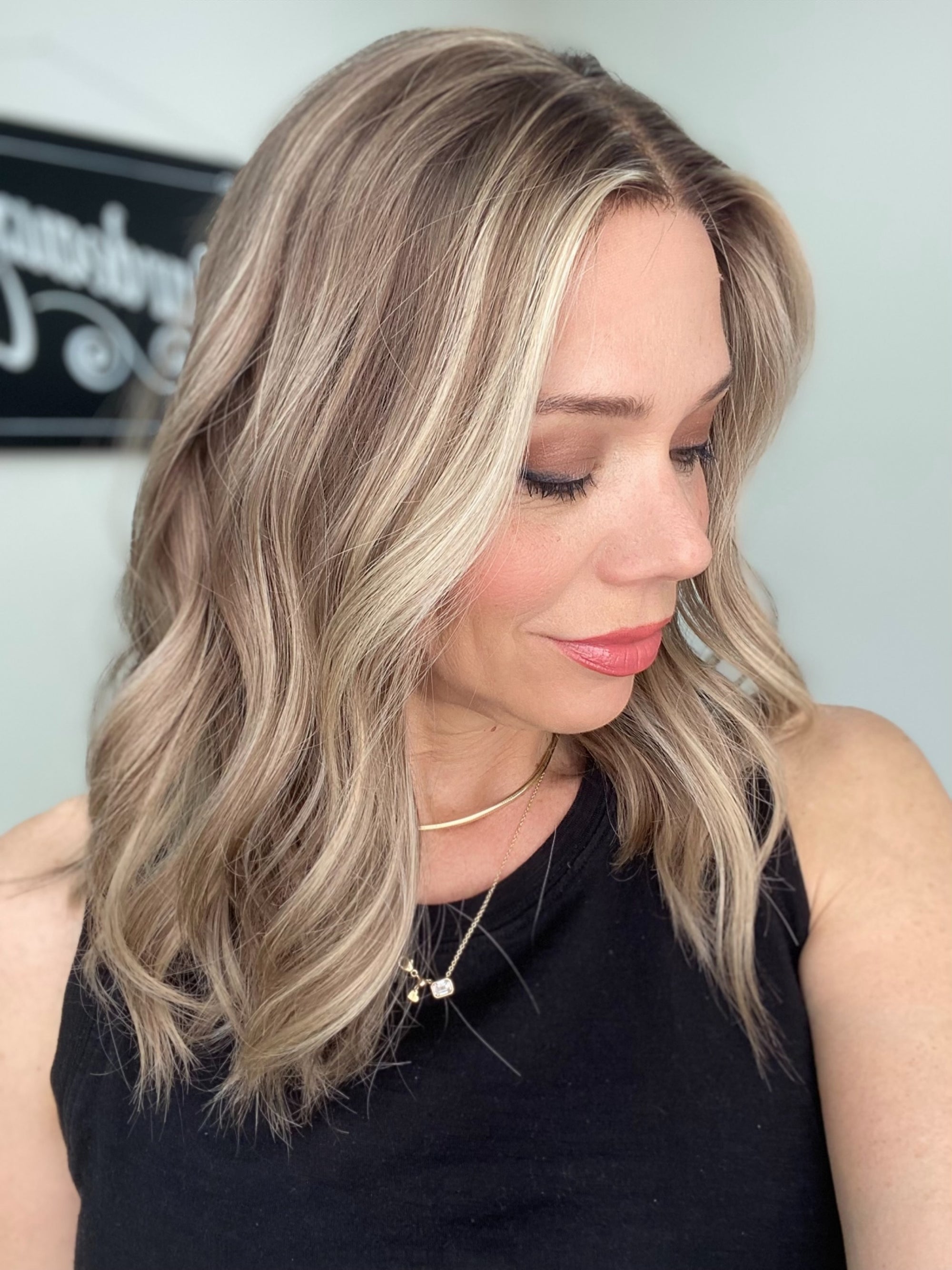 # 8668 GARDEAUX DELUXE LACE TOP WIG (MEDIUM CAP)