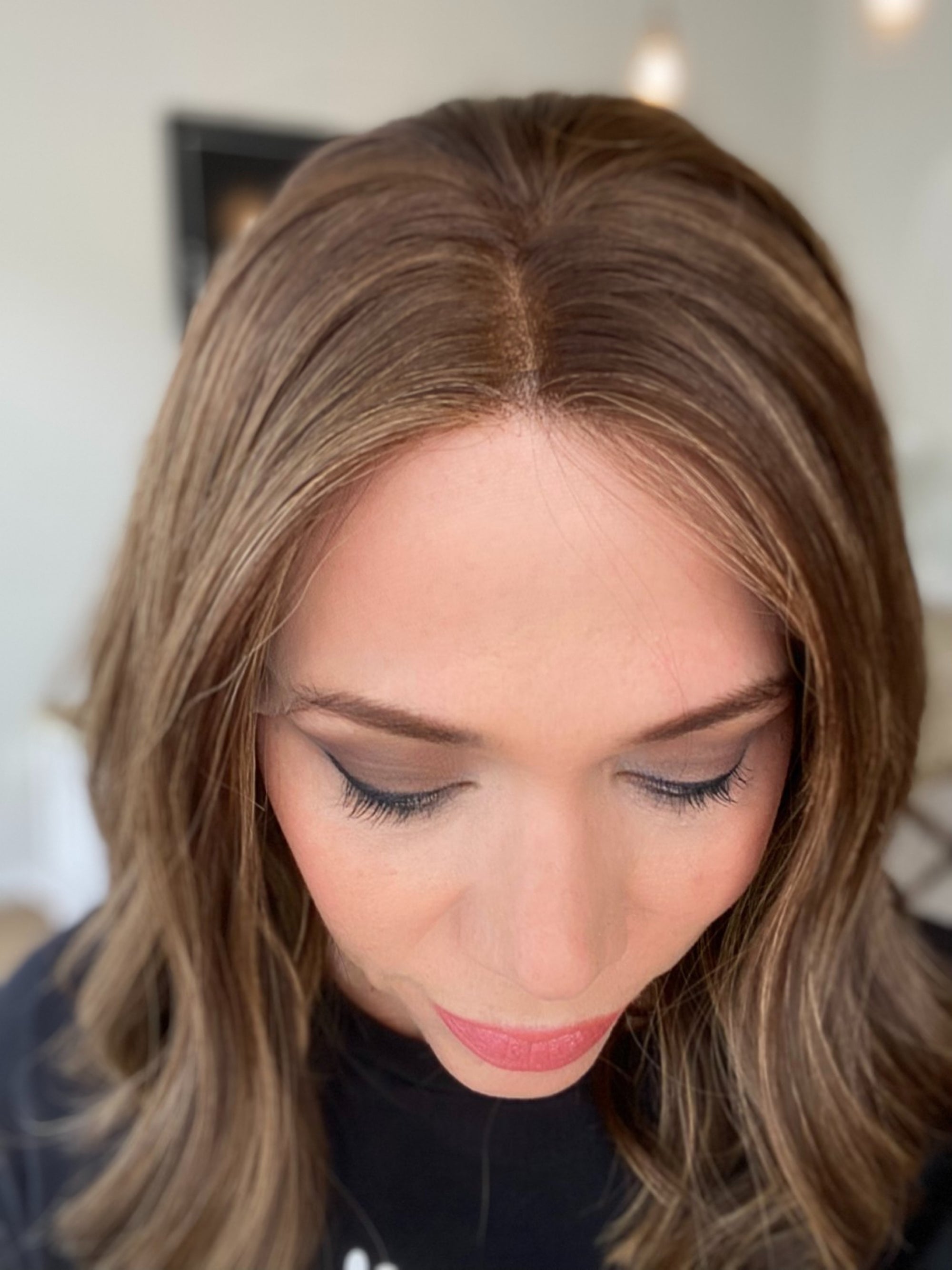 STOCK# BL612.8 GARDEAUX DELUXE LACE TOP WIG (MEDIUM CAP)