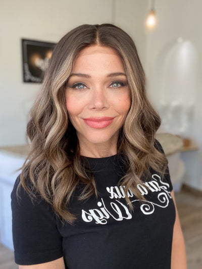 # G-8232 GARDEAUX DELUXE HAND TIED SILICONE LINED WIG (MEDIUM CAP)