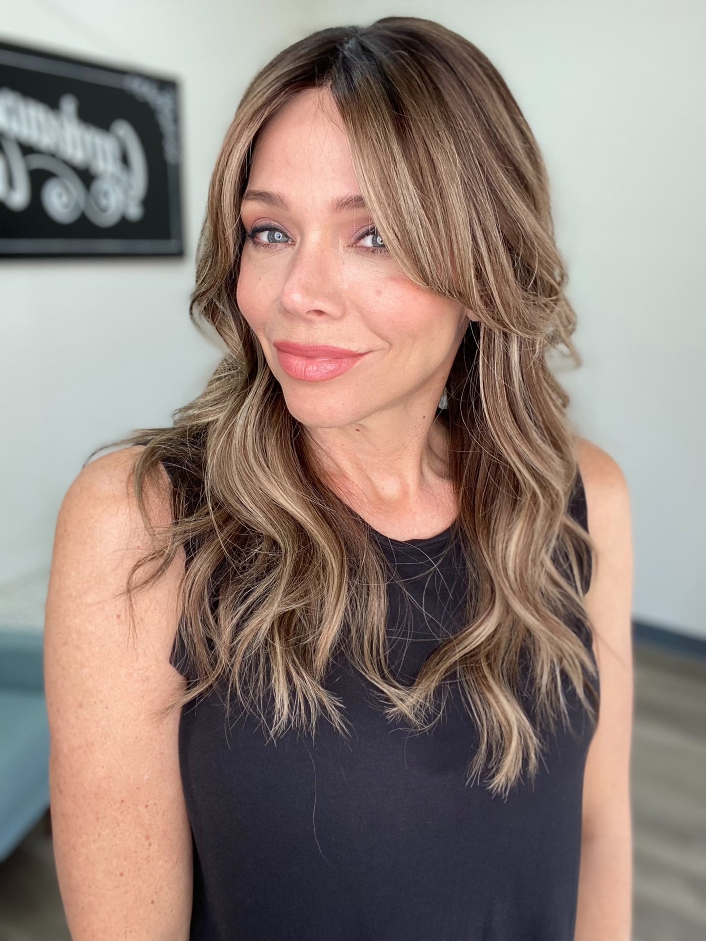 # 8740 GARDEAUX DELUXE HAND TIED DOUBLE MONO TOP WIG (MEDIUM CAP)