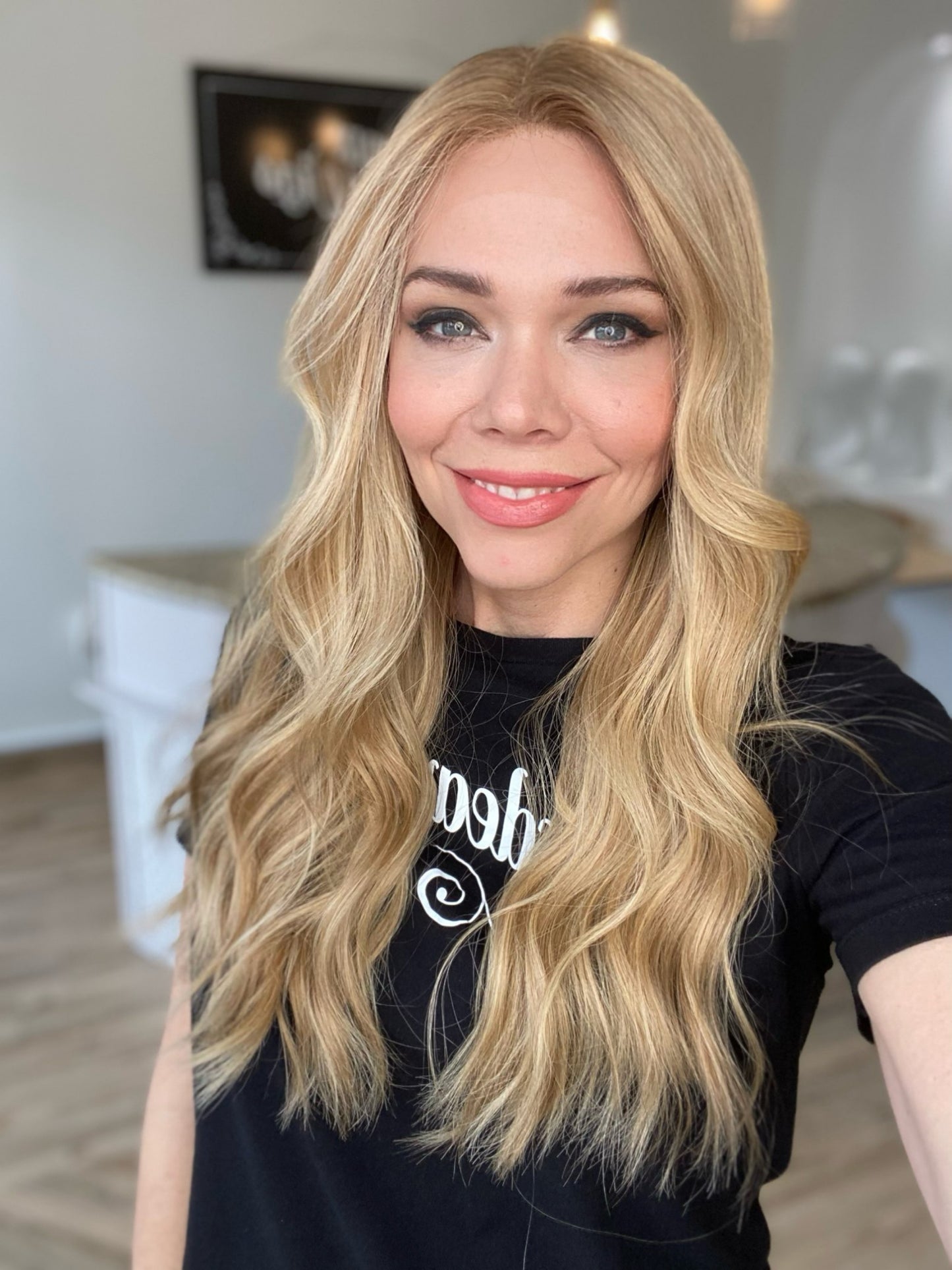 STOCK # JL-302.16  GARDEAUX DELUXE LACE TOP WIG (SMALL CAP)