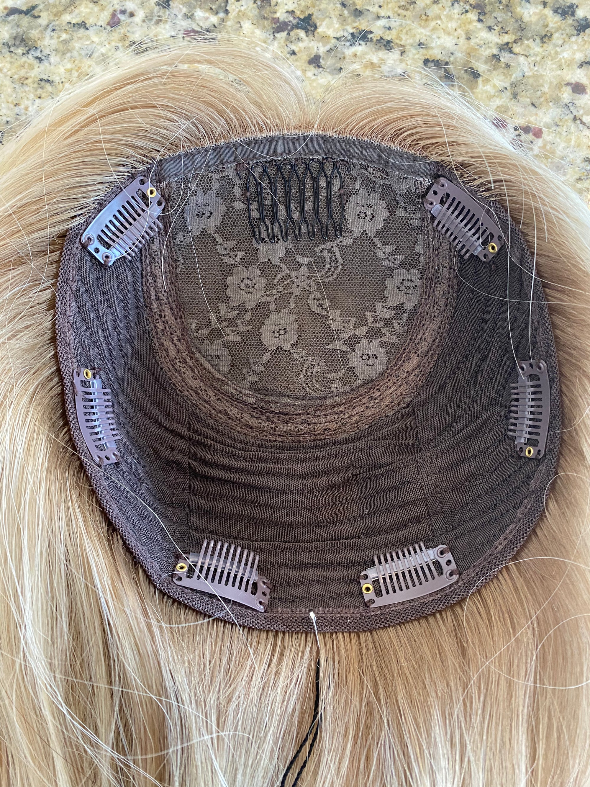 # T-9/60  GARDEAUX DELUXE 20" SILK TOP TOPPER