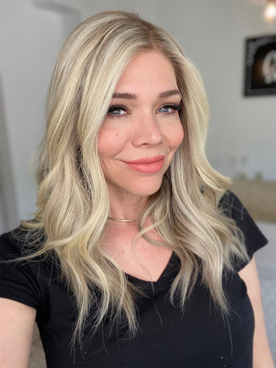 # 7120 GARDEAUX DELUXE LACE TOP WIG (MEDIUM CAP)