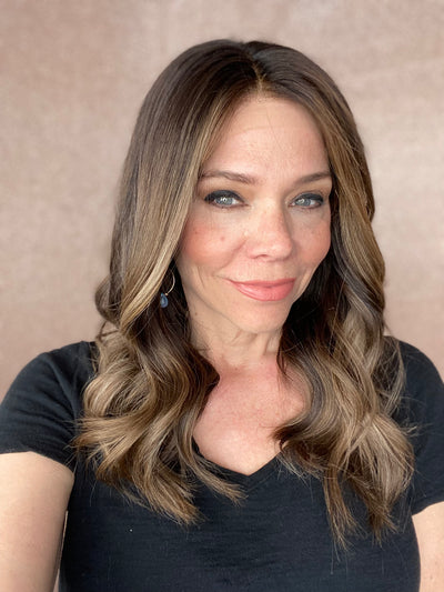 # 6014 GARDEAUX DELUXE LACE TOP WIG (MEDIUM CAP)